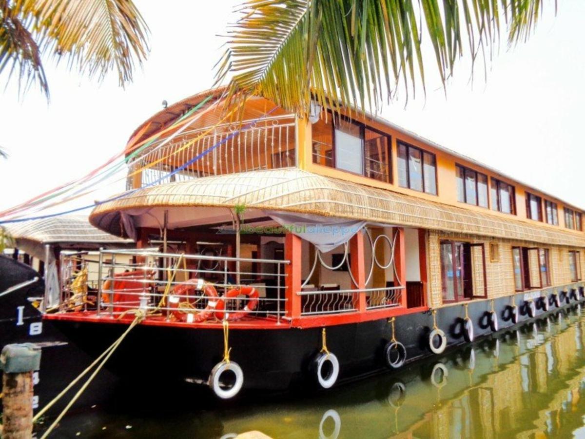 Cosy Premium Houseboats Hotel Alappuzha Екстериор снимка