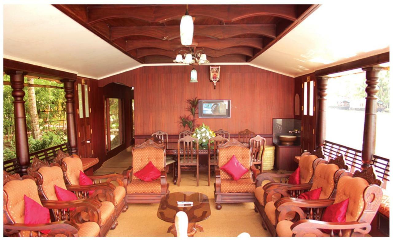Cosy Premium Houseboats Hotel Alappuzha Екстериор снимка